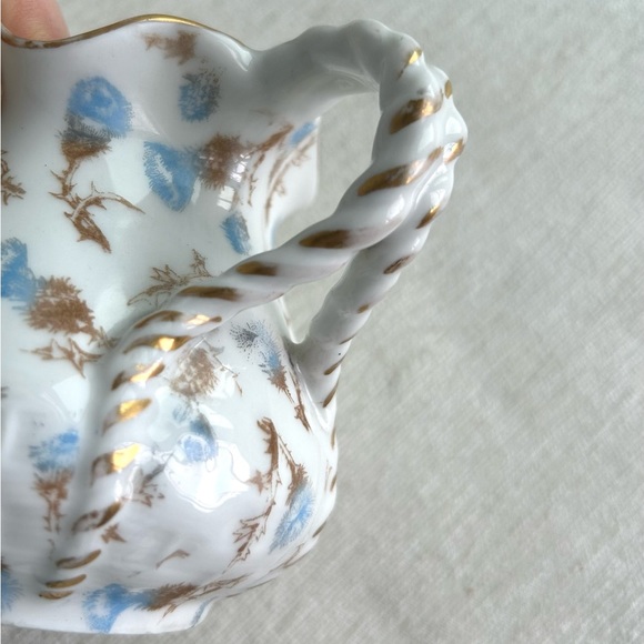 ANTIQUE porcelain floral creamer <french> 1920’s by tressemes & vogt. - Picture 3 of 5